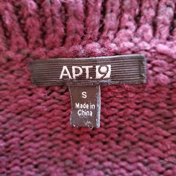 Cartigan - Picture 3 of 3